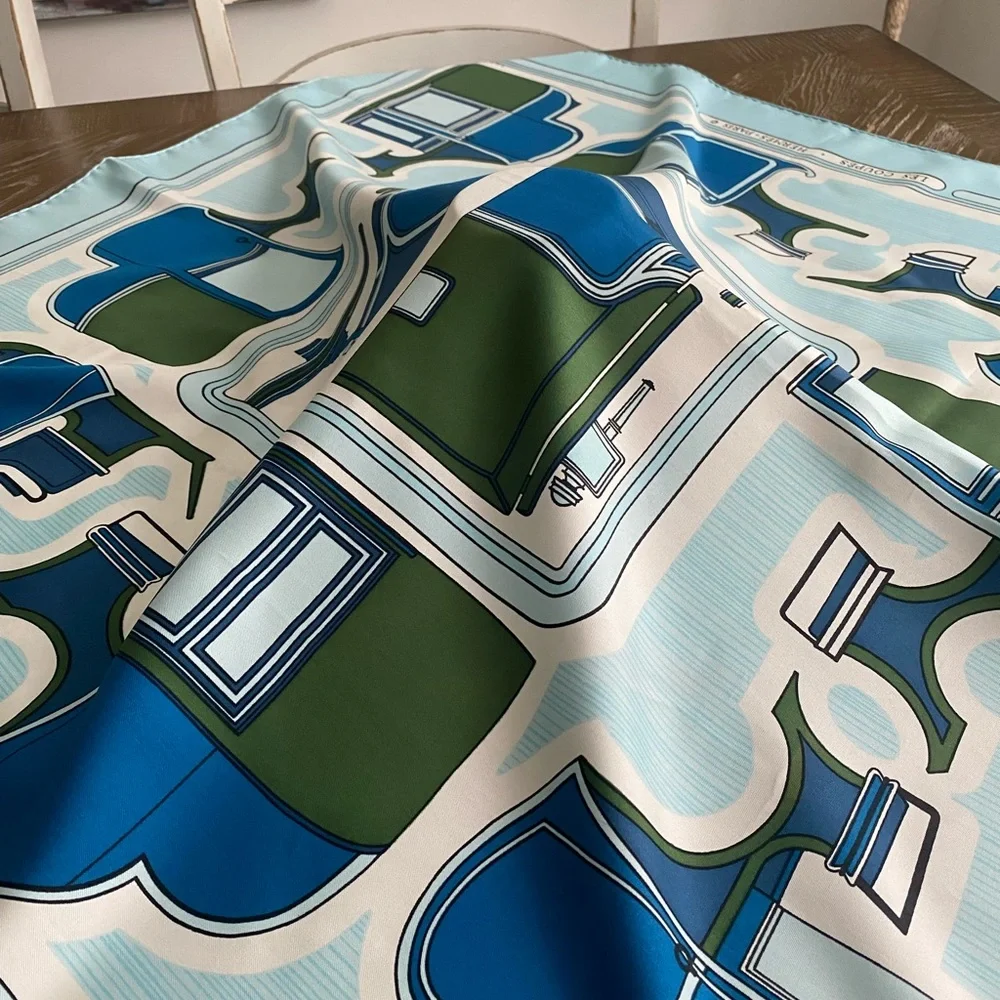 HERMES SCARF LE COUPES VINTAGE HERMES SCARF F. de la PERRIERE - Picture 3 of 14